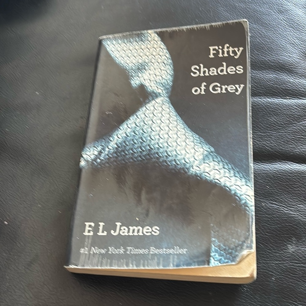 ROMANCE BOOK